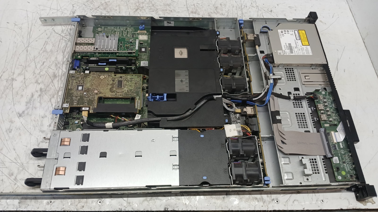 Dell PowerEdge 310 w Intel Xeon X3450@2.67GHz 1GB RAM *NO HDs* *BOOT TO BIOS*