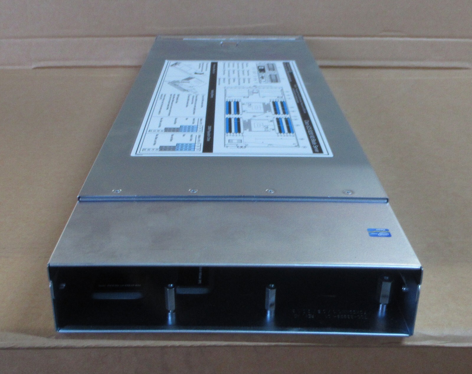 Cisco UCS B200 M3 Blade Server Chassis, Baffle, Console Port Only No Motherboard