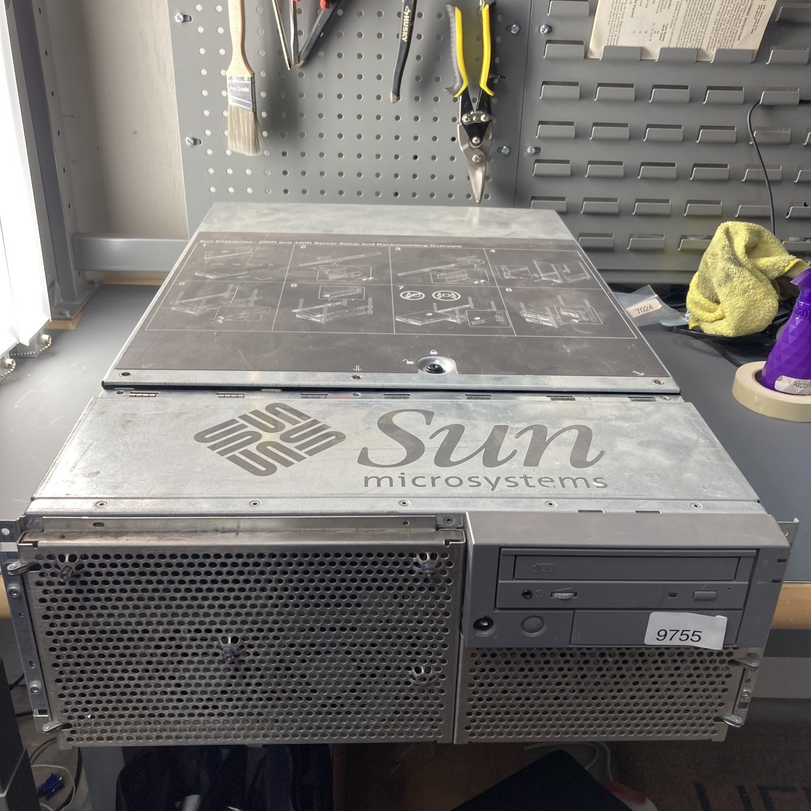 Sun Microsystems Enterprise 420R Server UltraSPRAC-II 450MHz CPU 1.5GB RAM