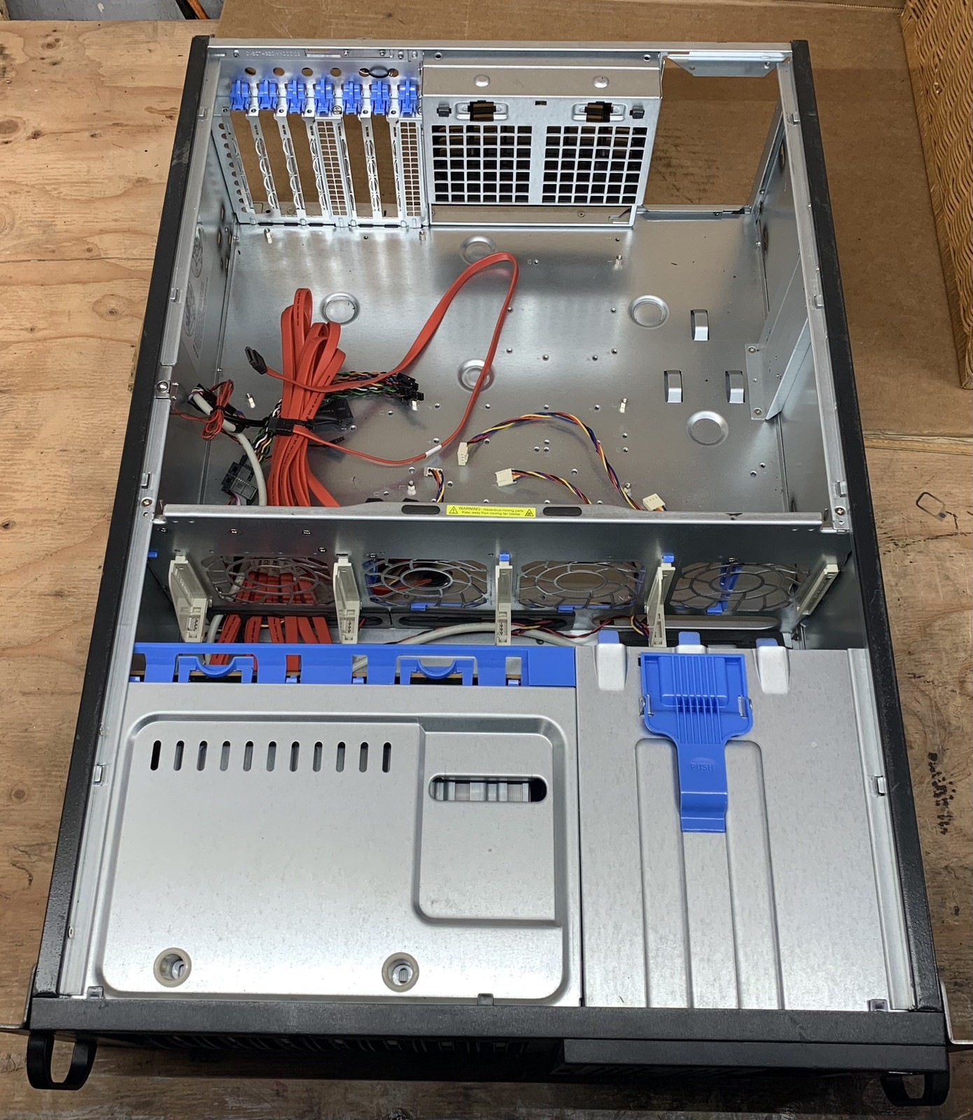 SUPERMICRO SuperChassis CSE-74: Black 4U Tower Server Case