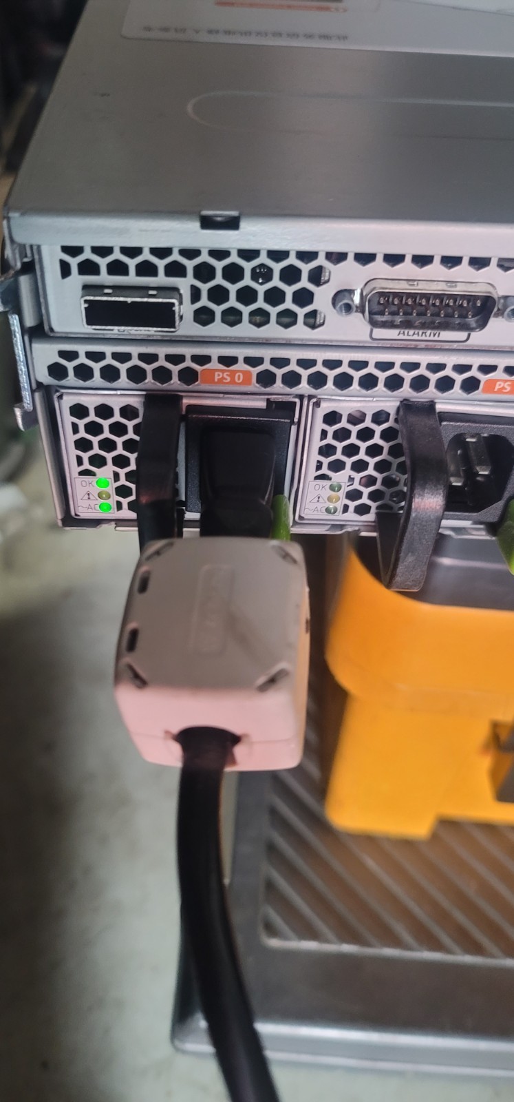 Sun Oracle NETRA X4270 Server