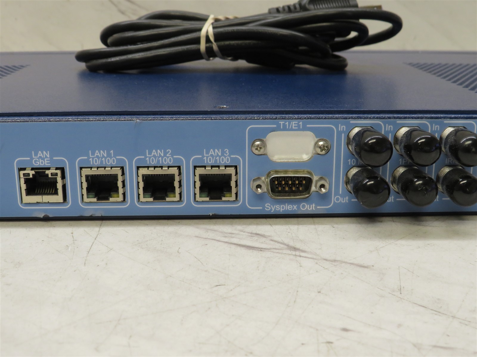 Symmetricom 1520R-S350-RB SyncServer Network Time Server