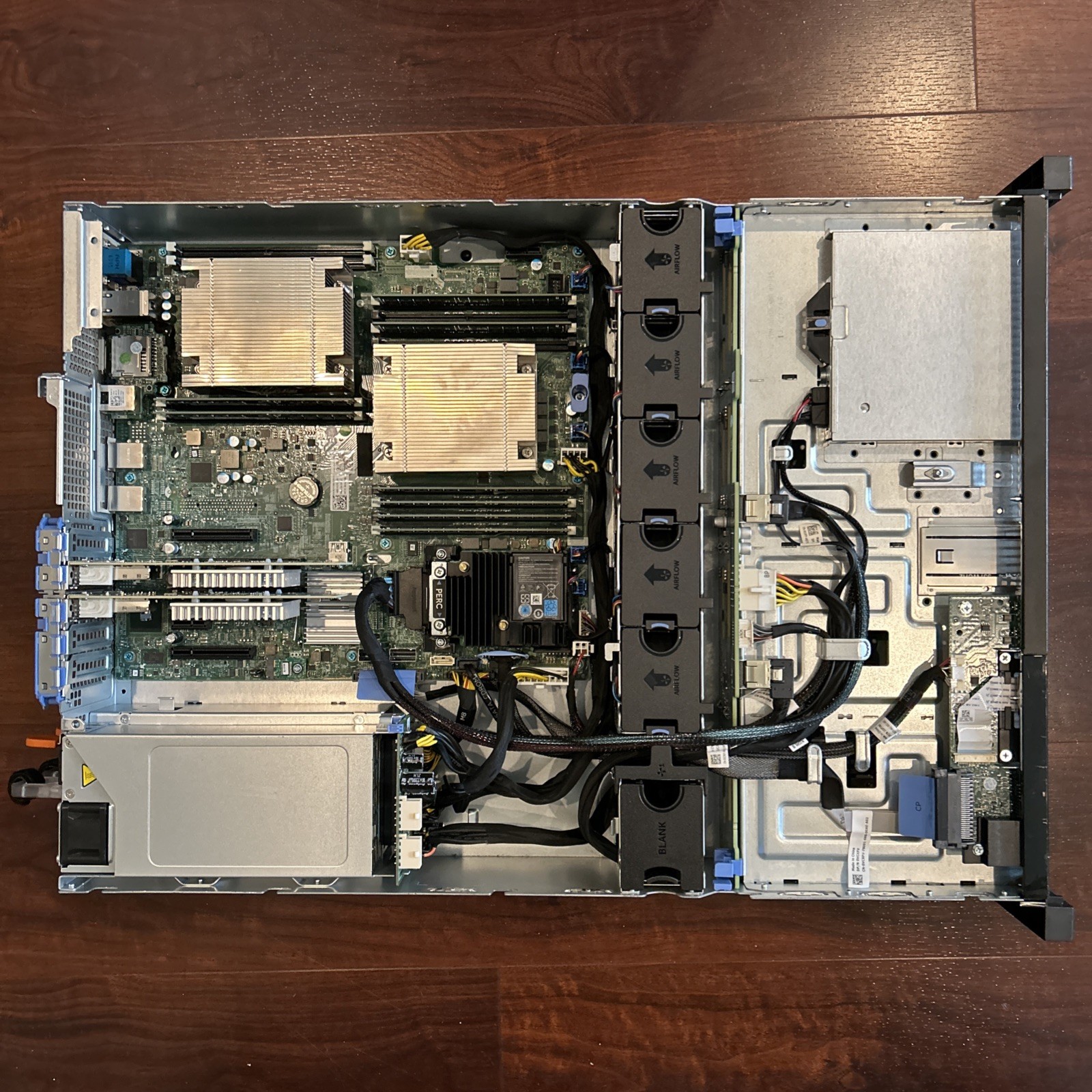 DELL Poweredge R530 2x Xeon E5-2630 v3 2.4GHz, 2X 1100w psu, 128Gb ECC RAM