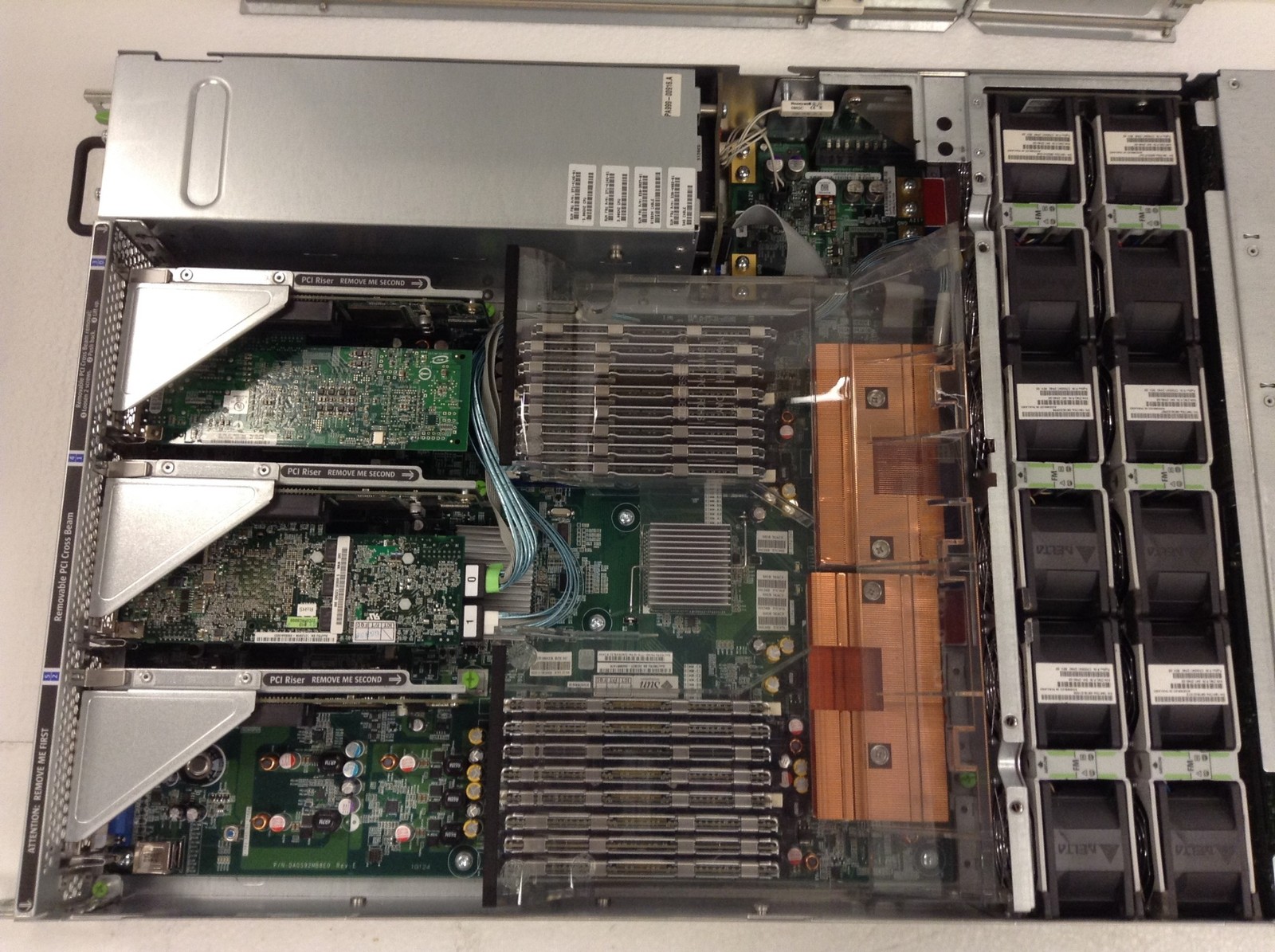 Sun Fire X4250 Server 2×Xeon E5450 3.0GHz 32GB DDR2 QLE2460 RAID FREE SHIPPING