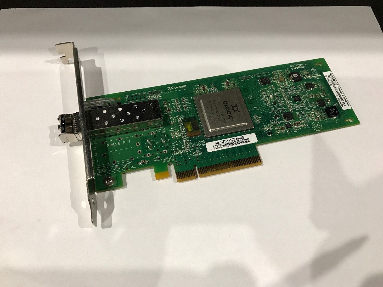 AK344A- HPE 81Q 8Gb 1-port PCIe Fibre Channel Host Bus Adapter w/ AJ718A