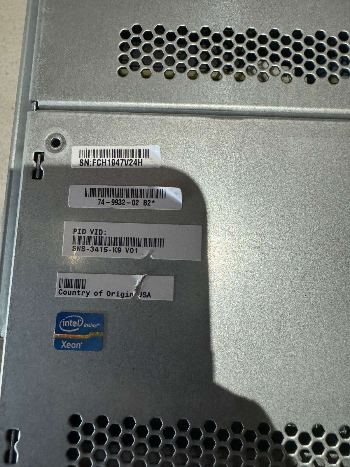 Cisco UCS C220 M3 Server 1x Xeon E5-2640 2.5 GHz 16GB 600G HDD Working