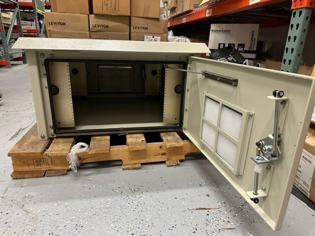 Intertek Outdoor Enclosure Cabinet 16.98 x 29.5 x 34 Inch (WOD-16DDC)