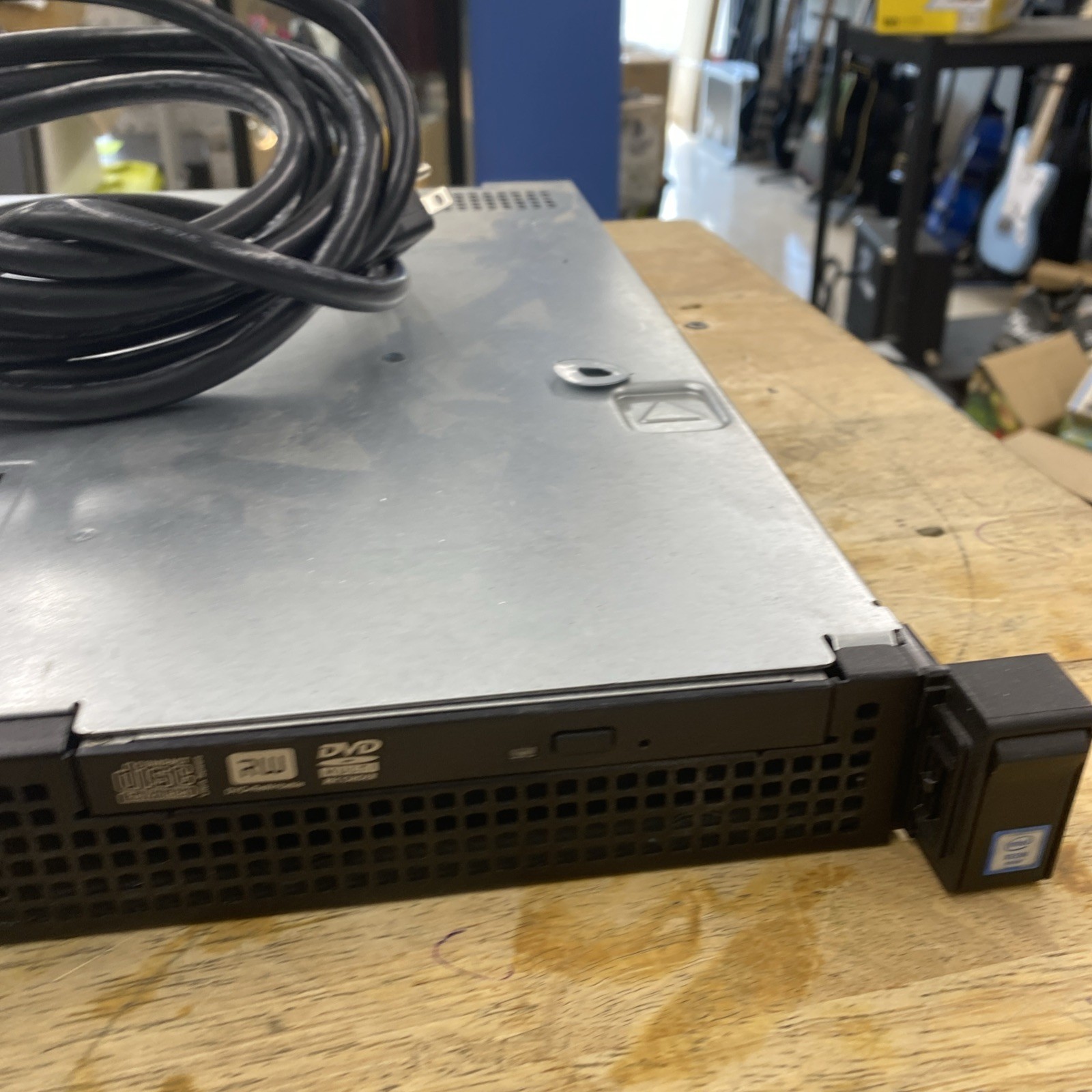 Dell PowerEdge R220 Server Intel Xeon E3-1231 v3 3.70GHz 16GB DDR3 RAM NO HD/OS