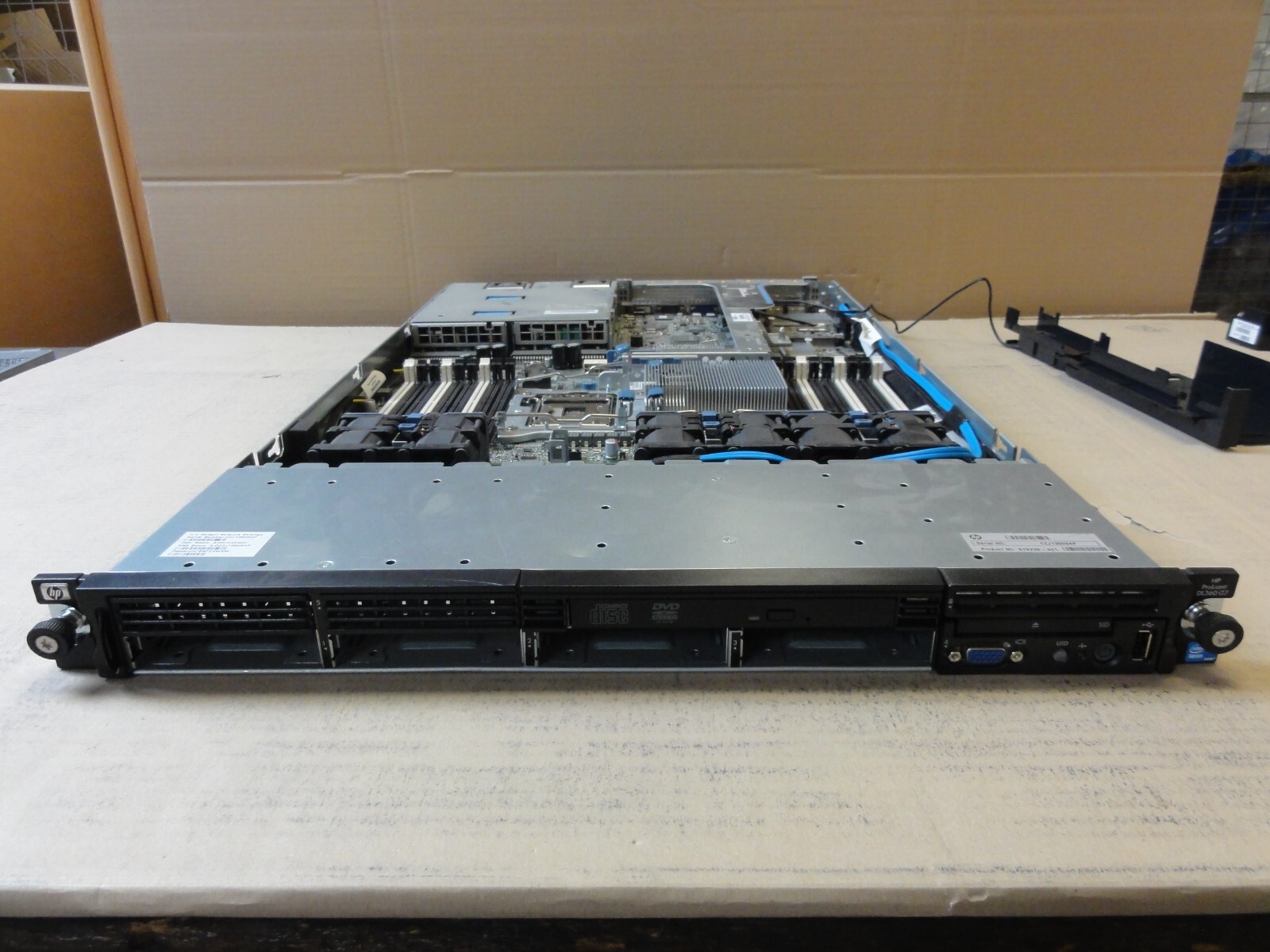 HPE Server DL360 G7 / Intel XEON X5650 / 2x 460W PS / 6x Fan / 0 HDD #579239-421