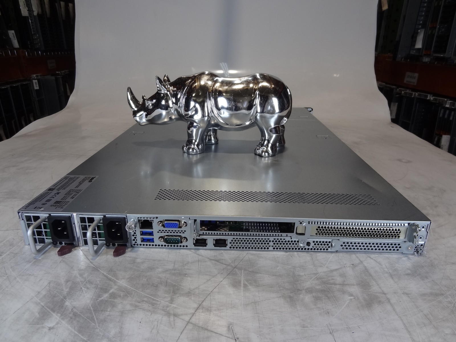 GC68C-B8056 TYAN 1U SERVER (12X2.5IN NVME, 1X EPYC 9004/05)