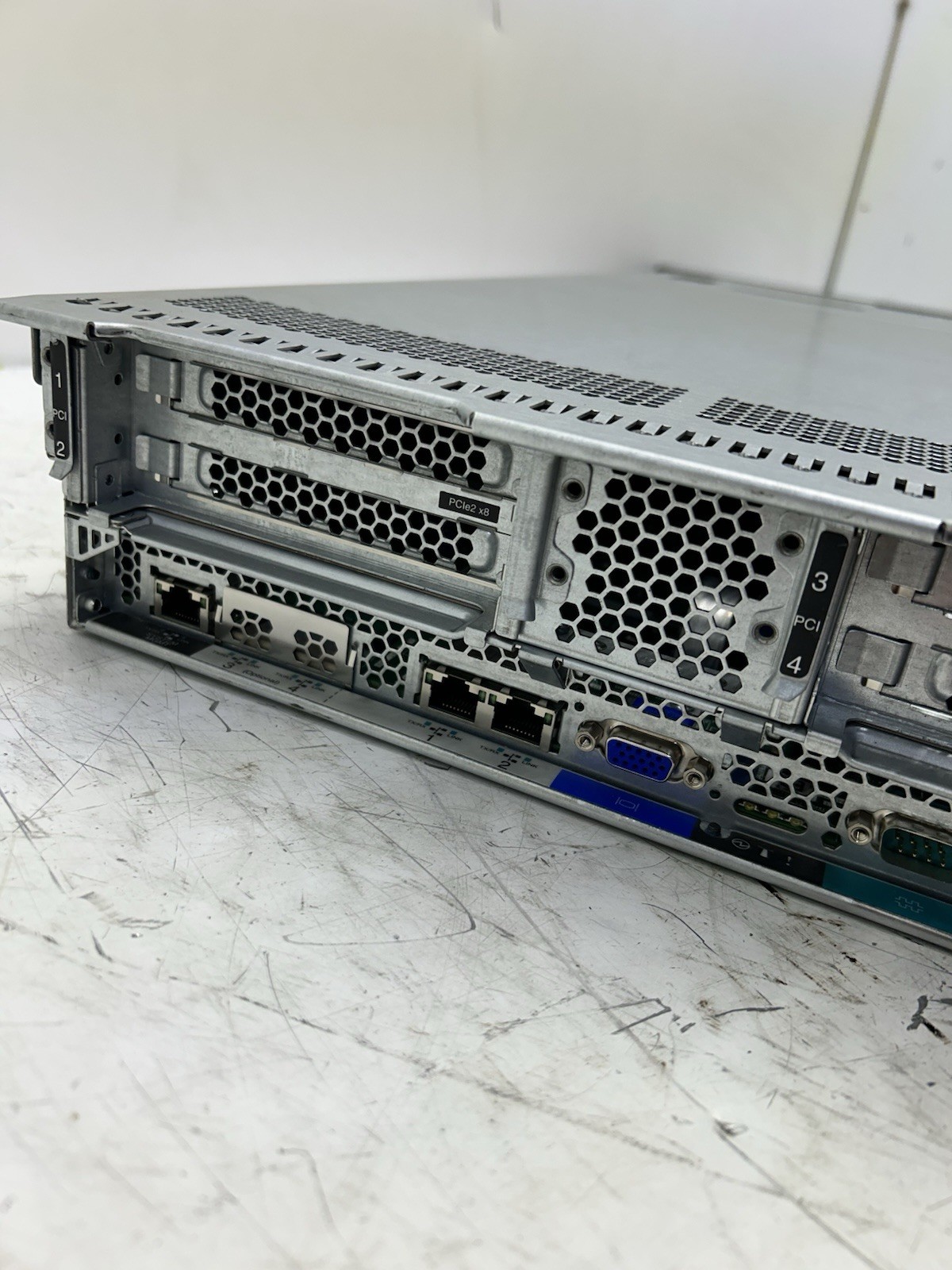 IBM System X3650 M3 Server 2x E5507 2.27 GHz 8 GB Ram RAID No HDD 43W8493 DAT160