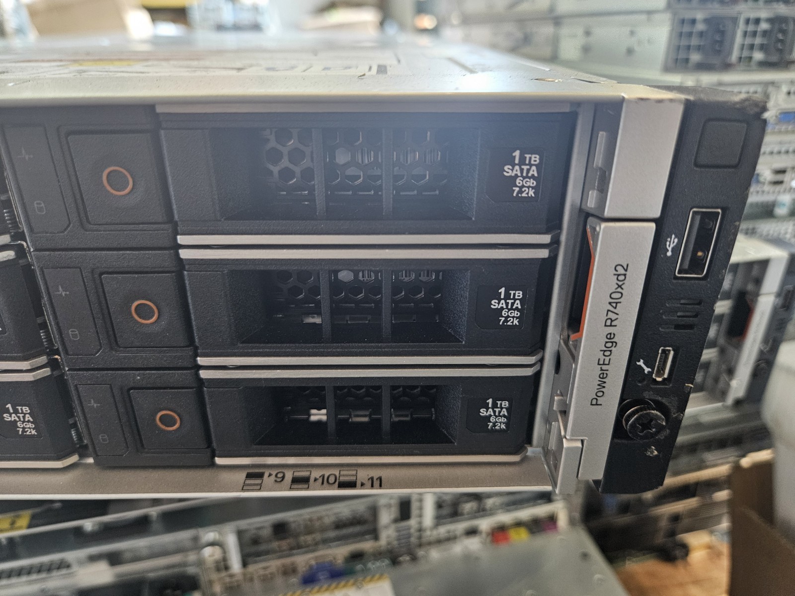 DELL R740XD2 24xLFF 1*xeon 4210 64GB H730P MINI 12*1TB SATA 2*1100W no rail