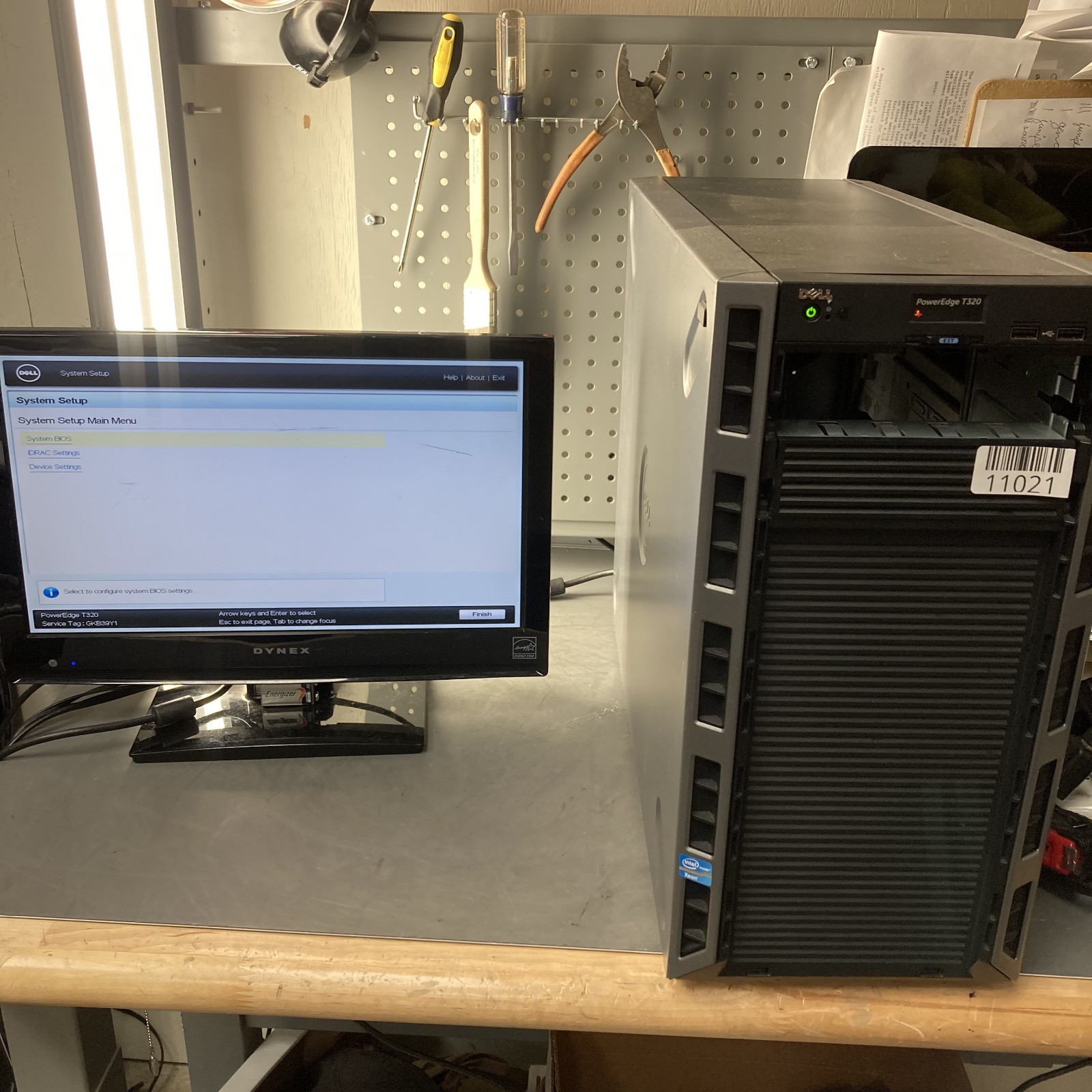 Dell PowerEdge T320 Server Intel Xeon E5-2407 v2 2.40GHz 16GB RAM