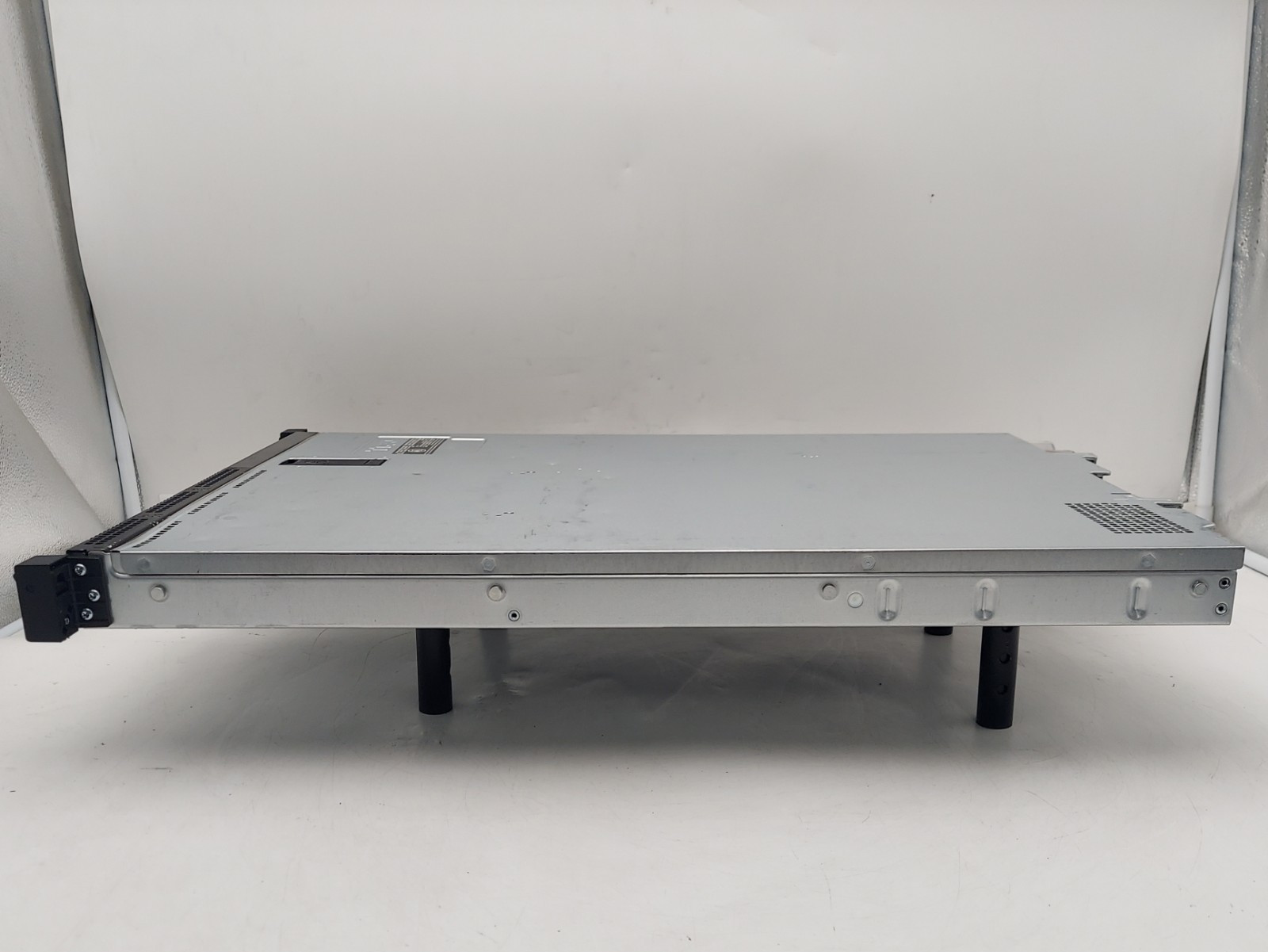Dell PowerEdge R430 Server 2x Xeon E5-2640 v3 2.60 GHz 32GB RAM PERC H330