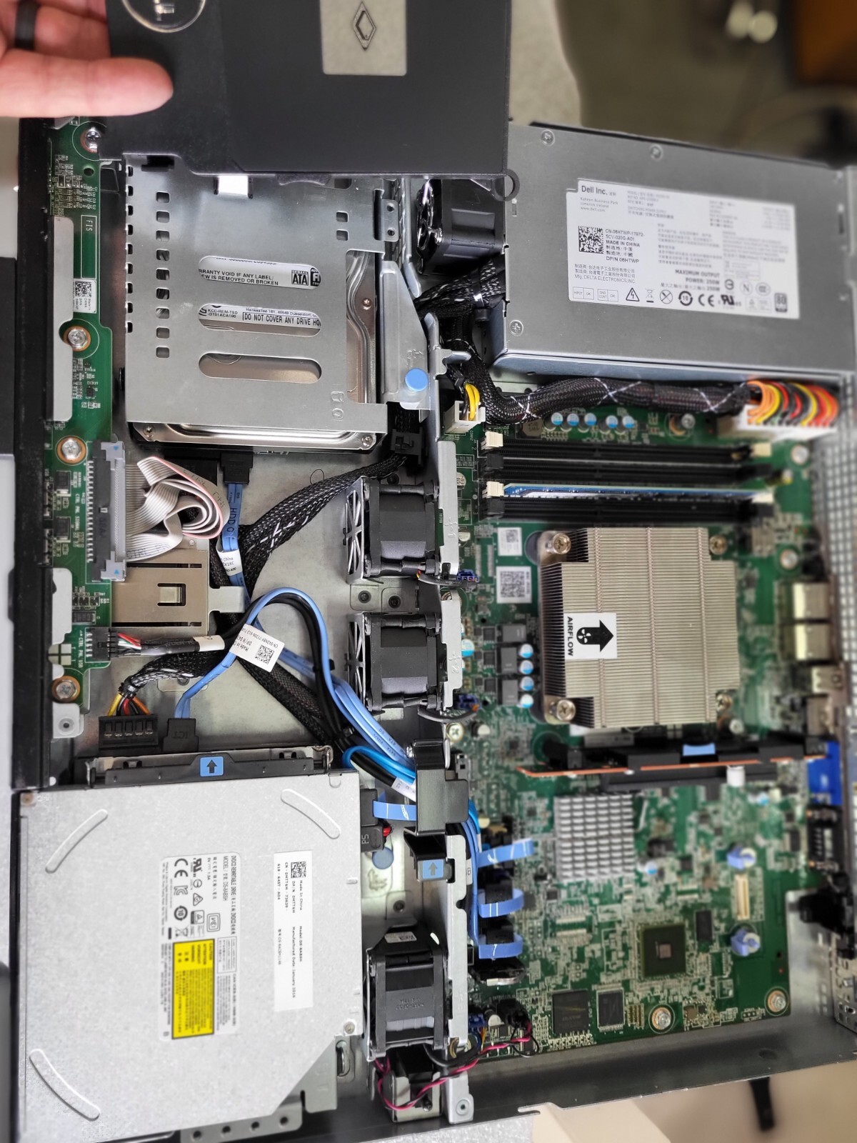 *UNTESTED* Dell PowerEdge R220 Xeon E3-1231v3 3.4GHz / 8GB RAM / 500GB SATA