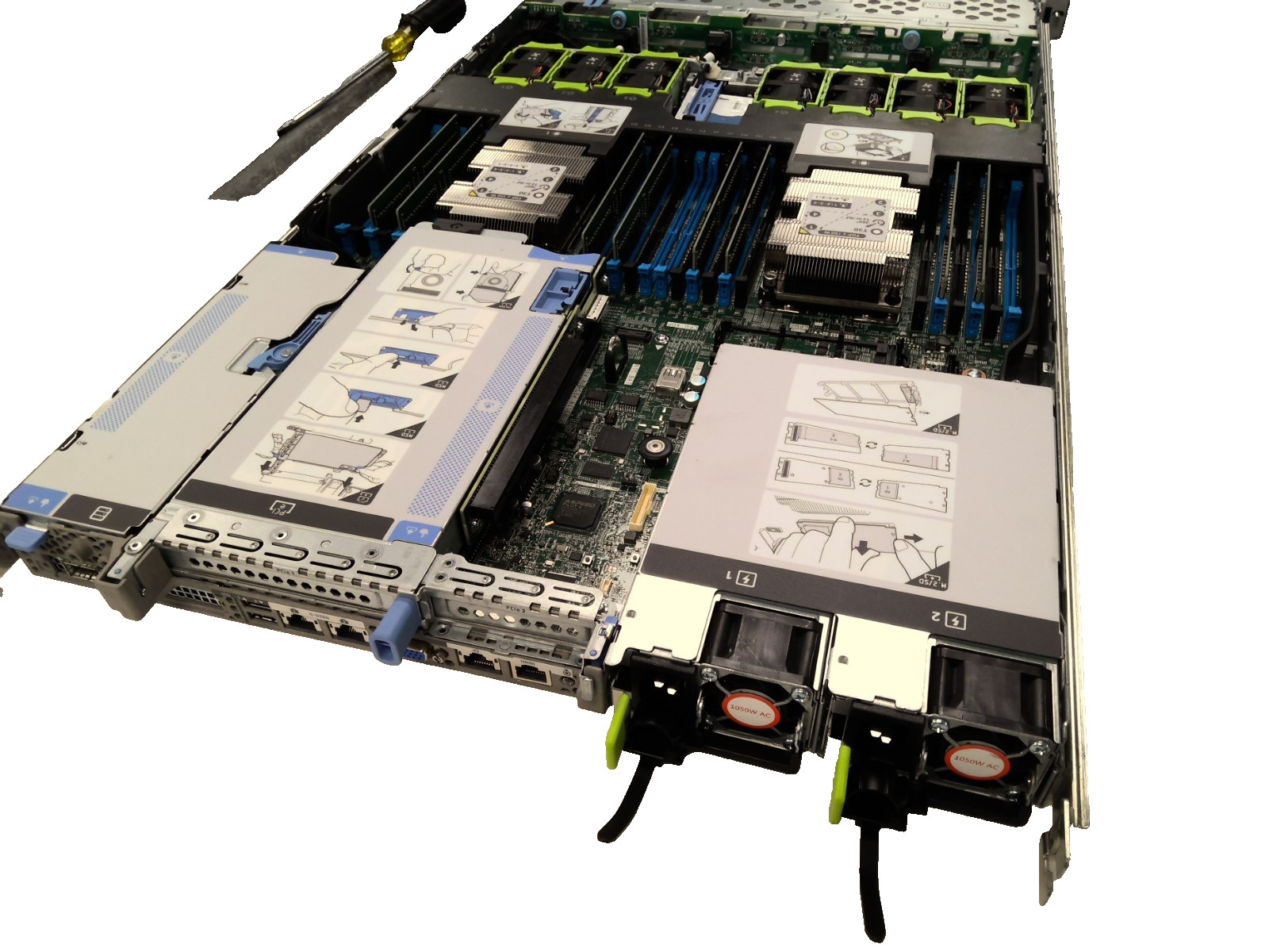 CISCO UCSC-C220-M5SX INTEL bronze 3104 6c X2 / 96GB NO HDD 770W X2 WZP234316YR