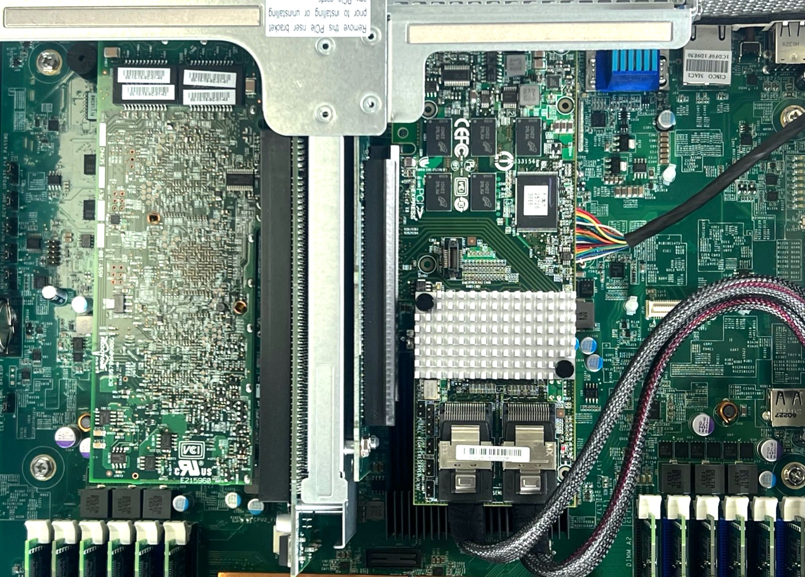 Cisco R210-2121605W UCS C210 M2 2x Intel Xeon E5640, 48GB, 10x 146GB HDD, 2x PSU