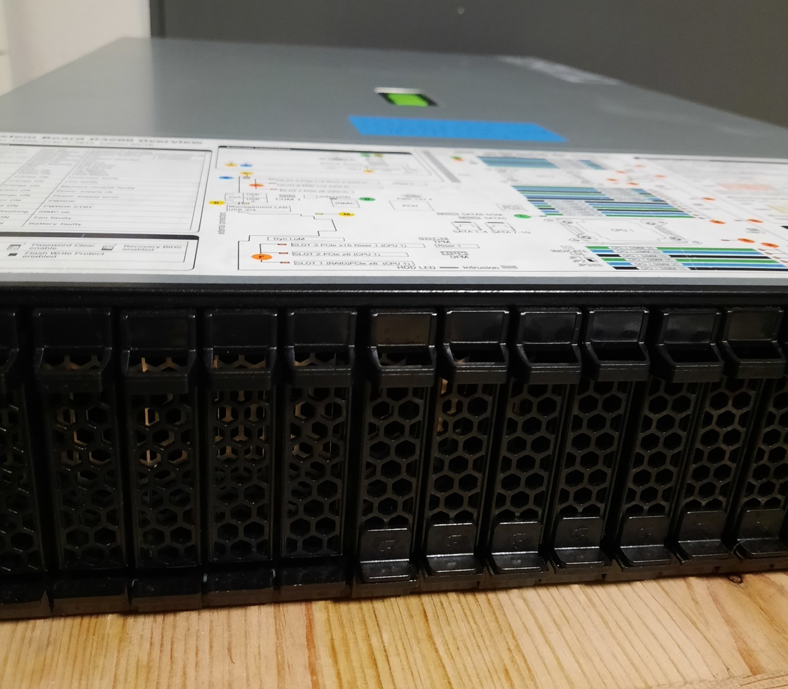 Fujitsu Primergy RX2540| PR300D M2 2 XEON Rack Server