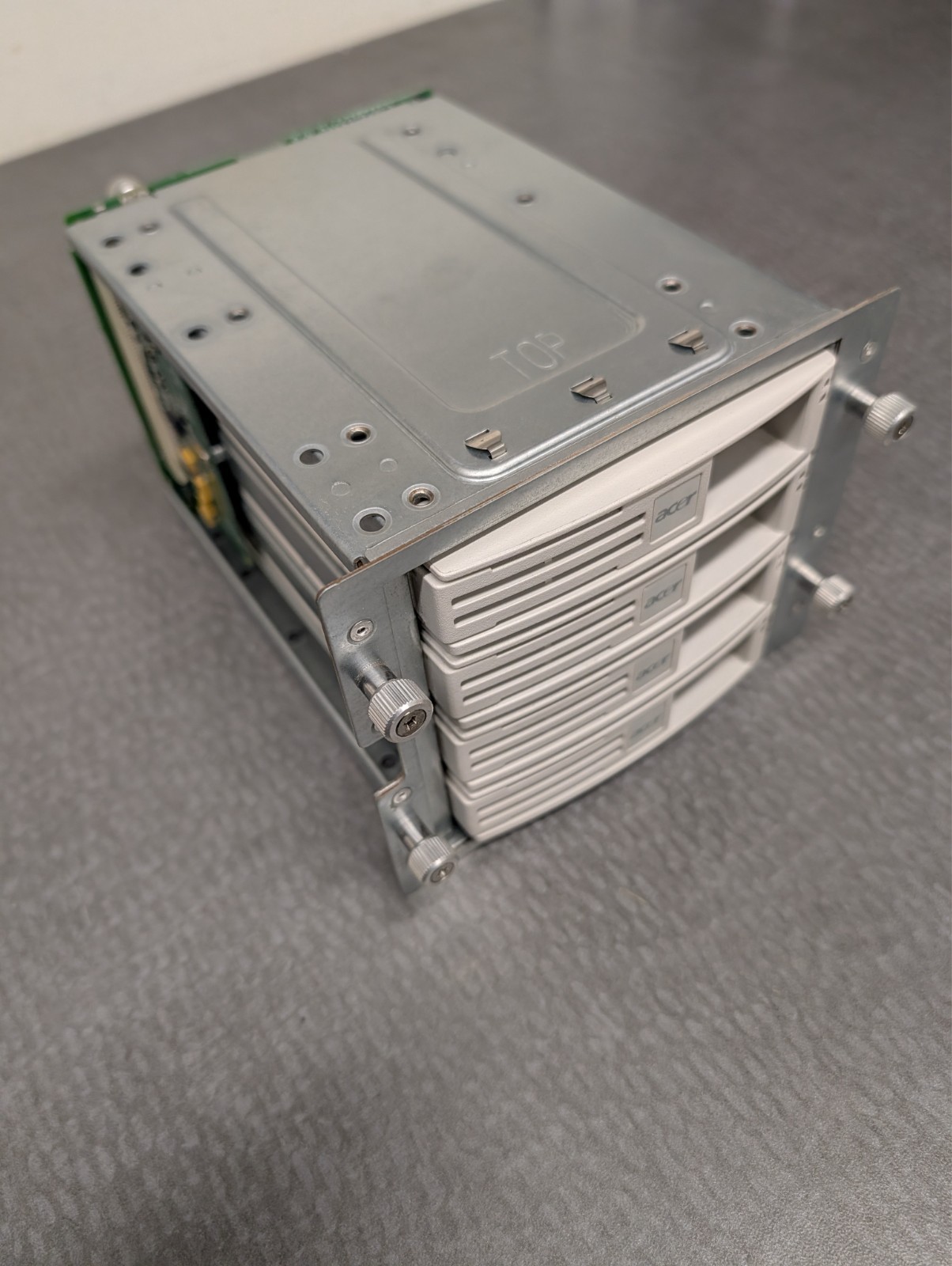 ** Acer 4-Bay SCSI Server Hot Swap Cage DAS52TB48E3 36S52HCTN01