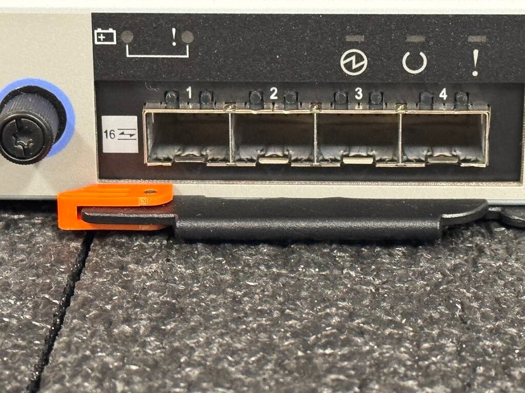 IBM 02YC350 Storwize V5010E 12Gb/s 16GB FC SAS Node Canister Flash System