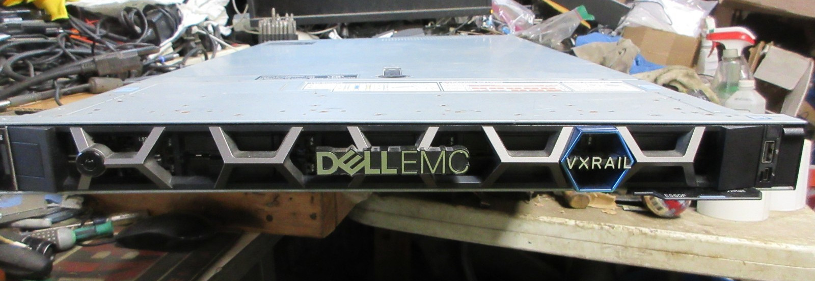Dell VxRail E560F 10SFF 1U Gold 6138 20-Core 96GB RAM H330 iDRAC9 Ent 2X 1100W