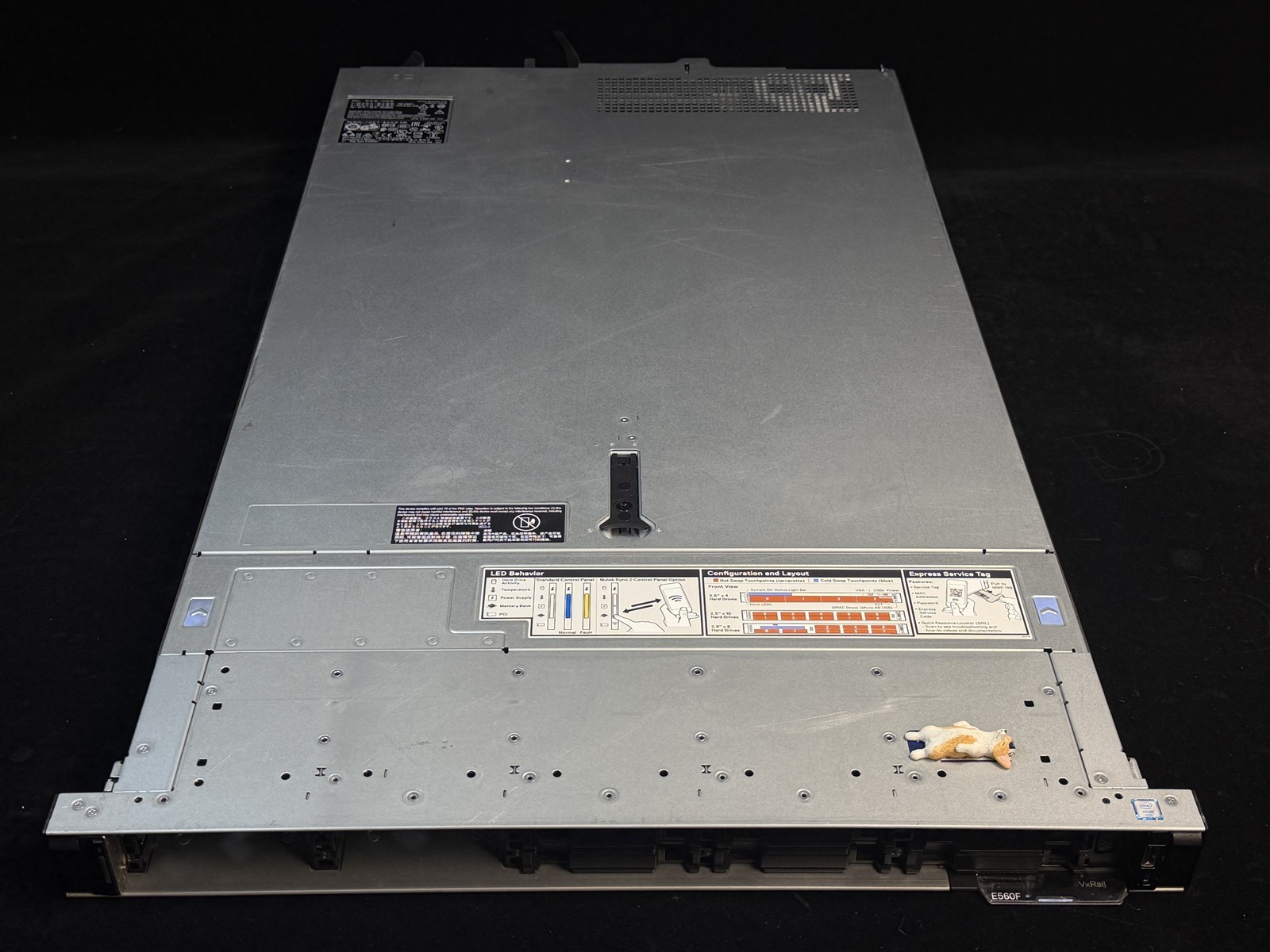 Dell EMC VxRAIL E560F 10SFF 2x12C SILVER 4116 2.1GHz 128GB RAM 2x 400GB SSD H730