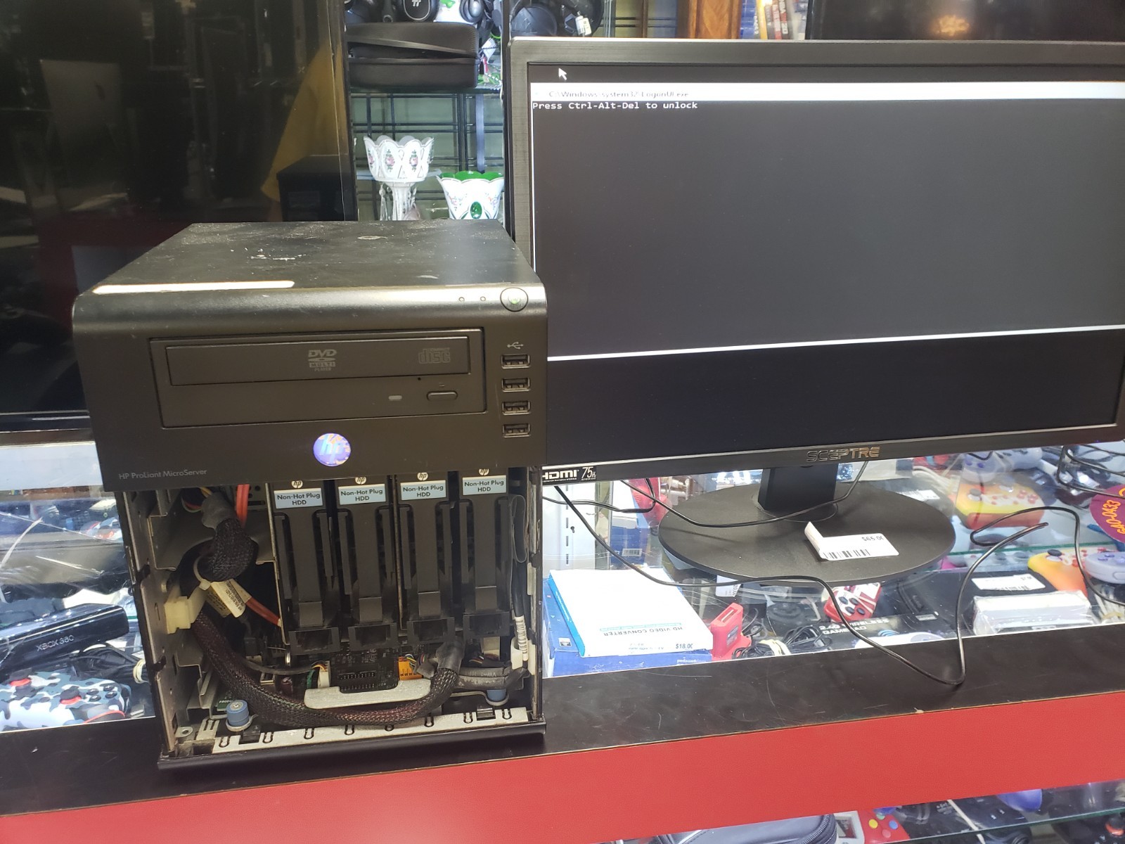 HP ProLiant HSTNS-5151 Micro server for parts no key missing front door