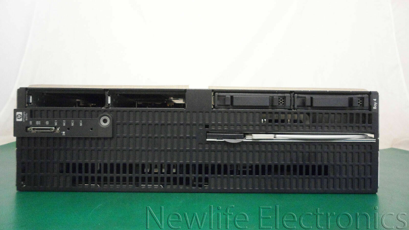 HP AH232A Integrity BL870c Base Server Blade (No CPU’s, RAM, Drives)