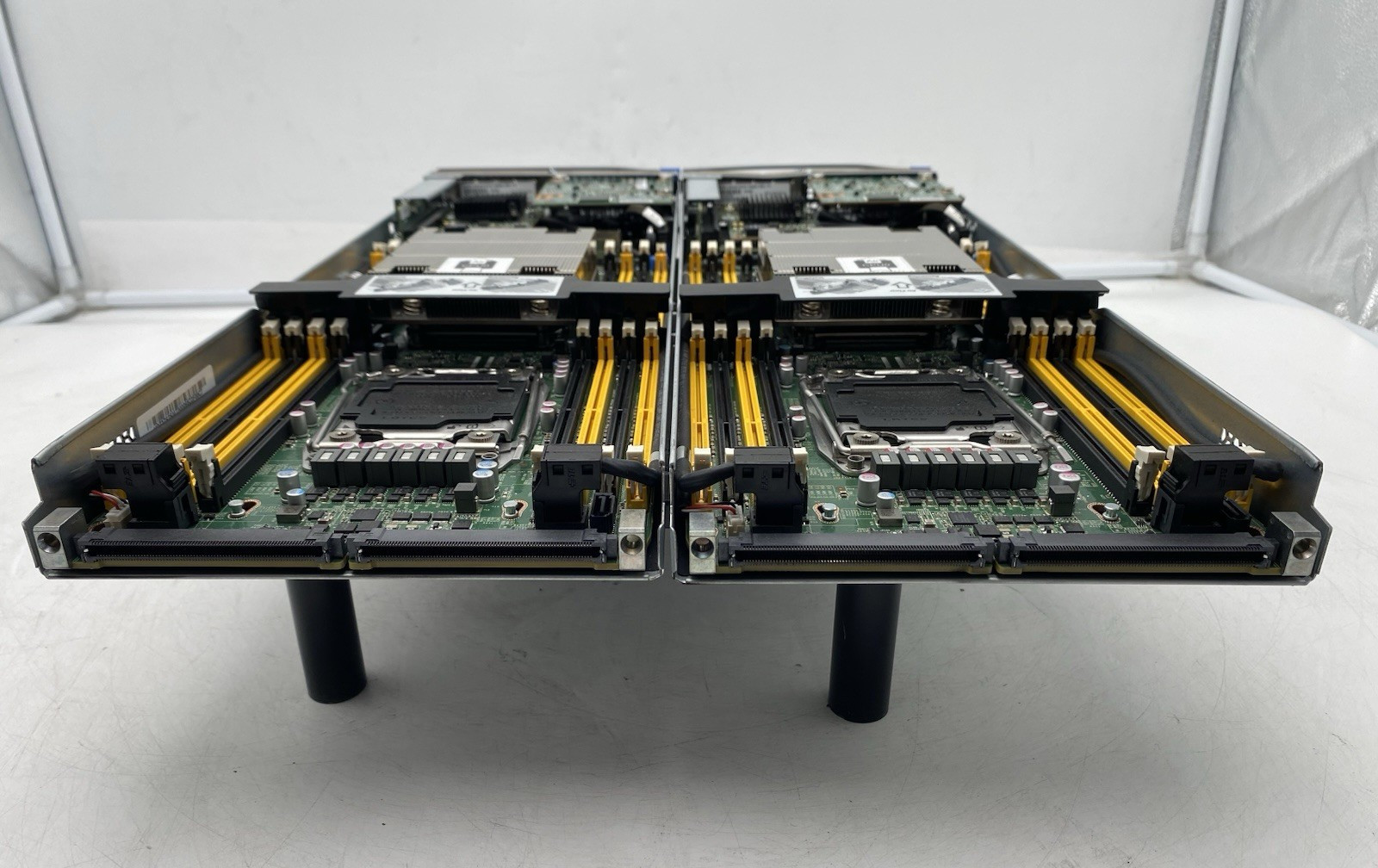 Lot of 2 Quanta T41S-2U Server Node w/ Intel Xeon E5-2603V3