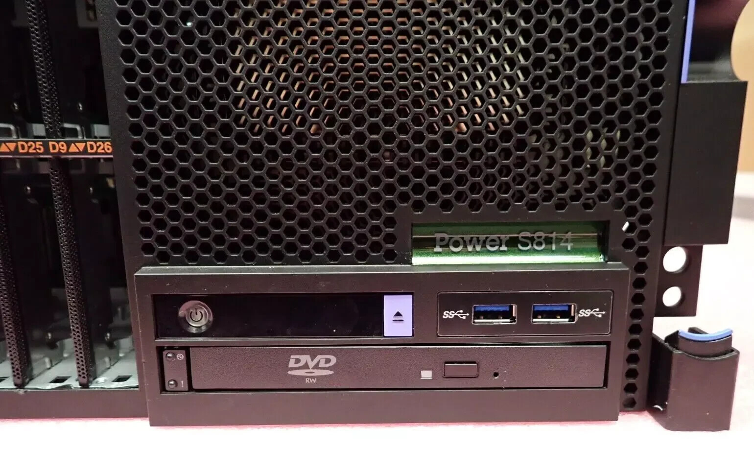 IBM Power S814 8286-41A 1x 6C 3.02GHz Power8 CPU 128GB RAM 18x SFF Bay 4U Server