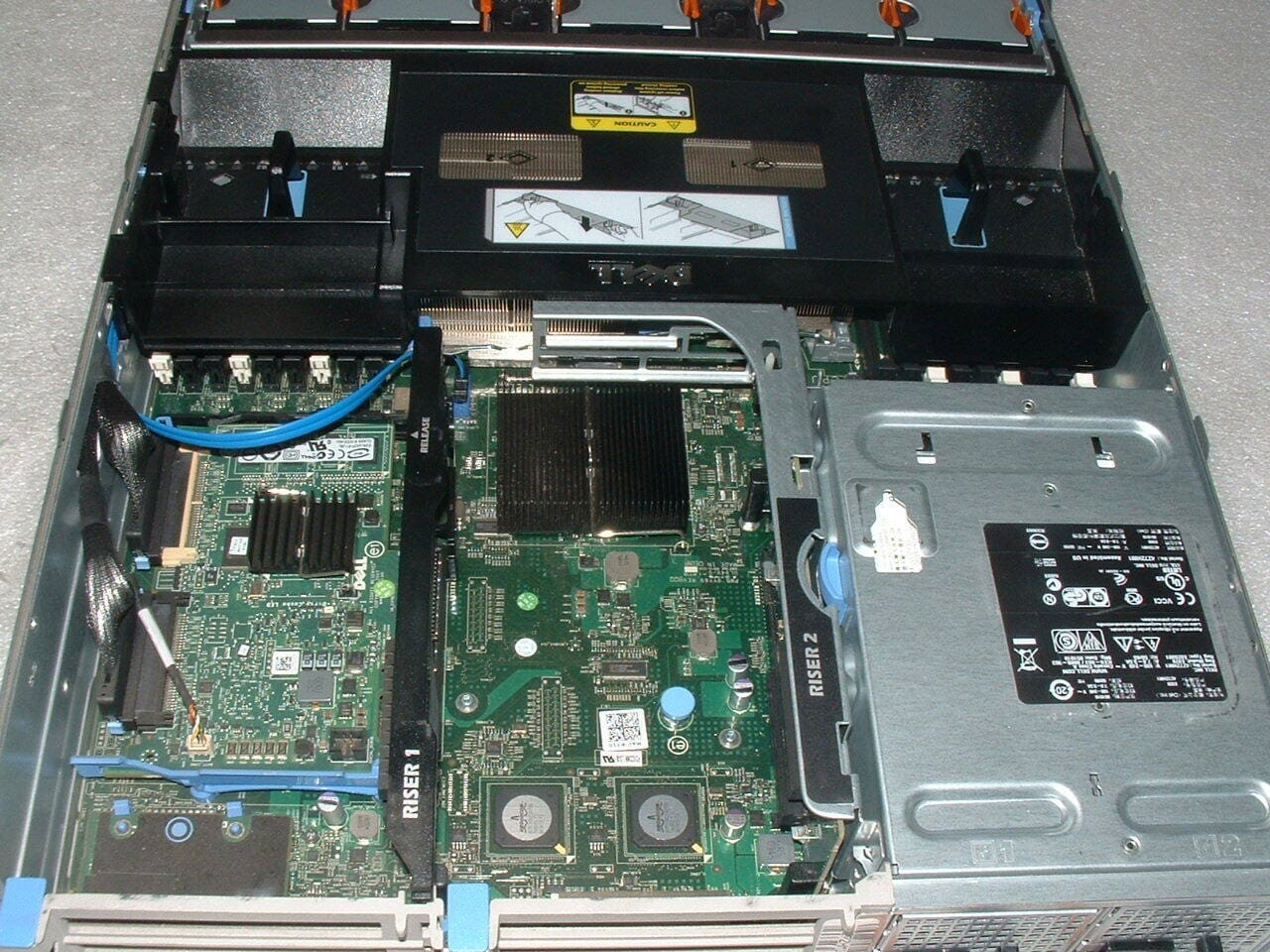 Dell PowerEdge R710 SFF 2U Server 2x X5650 2.66GHZ 12-Core 128gb 2xTrays Perc6i