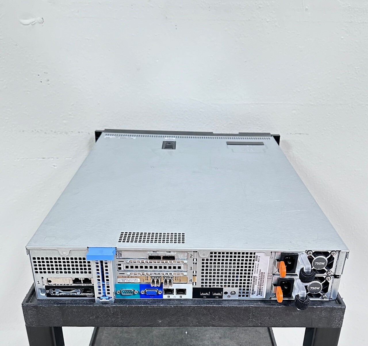 Quantum StorNext M440 Server l 1x Xeon E5-2430 @2.2GHz 48GB 2x1TB HDD H310 mini