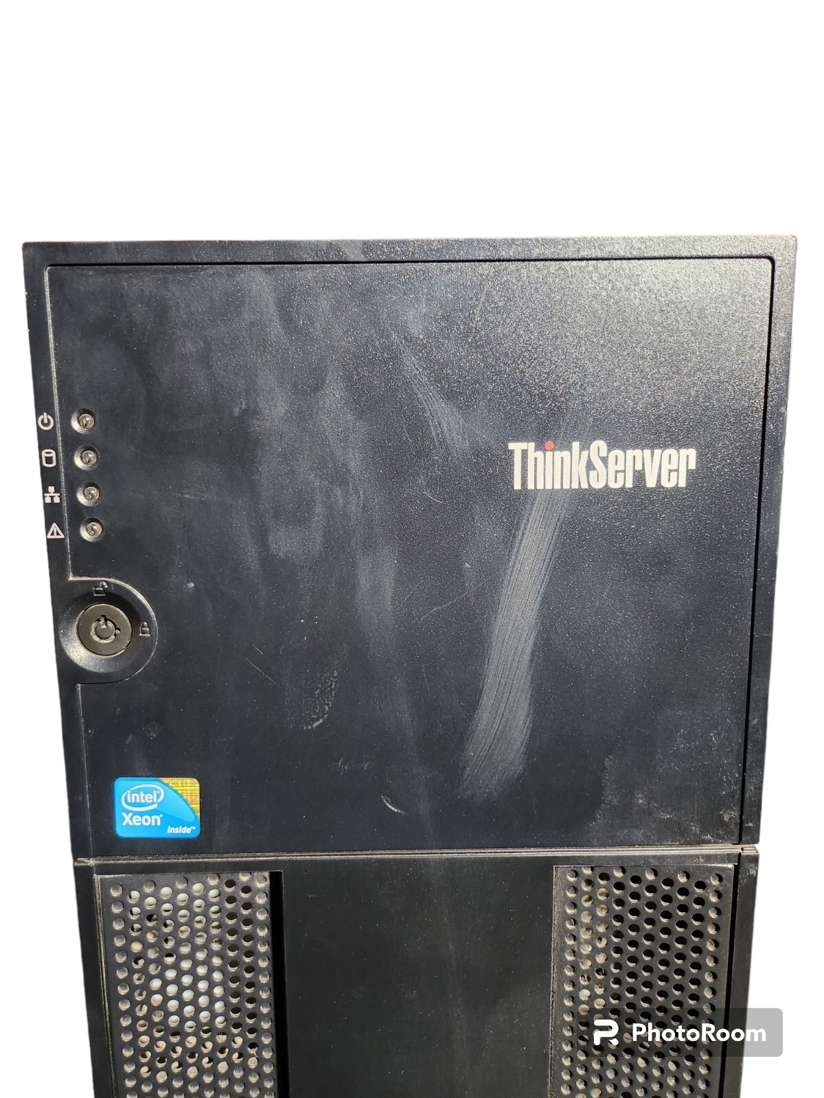 Lenovo TS TD230 Xeon QC E5603 1600MHz 4MB L3 1x2GB DDR3-1333 RDIMM 3X SATA Raid
