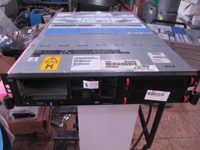 IBM pSeries System P5 9110-510 with 1x PSU & 2GB (4x 512MB) & Fiber Cards
