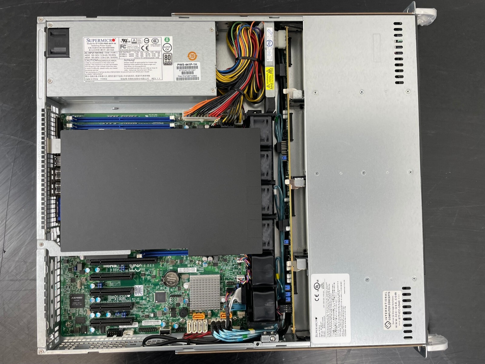 Supermicro 1U DP E5-2600V3 512GB DDR4 4×3.5″ SASTA3 2xLAN IPMI 440W SYS-6018R-MT