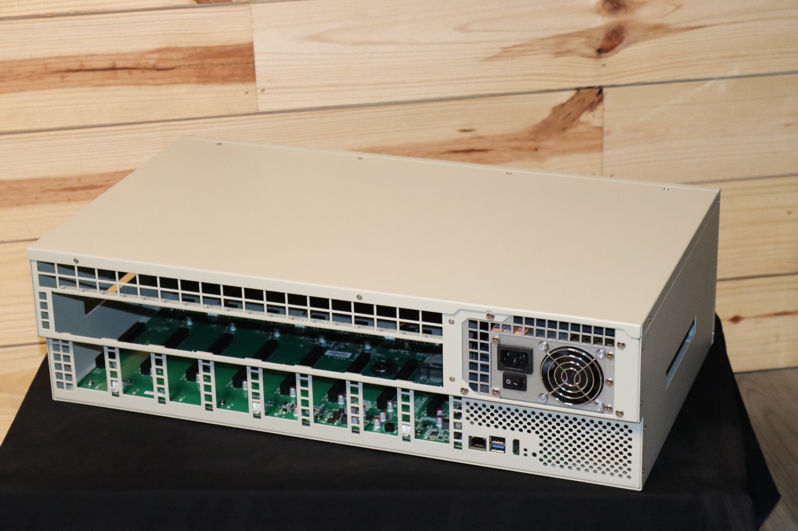8 GPU Mining Server 32GB SSD, 8GB Ram, Intel G3930, 2500W PSU, Gigabit/USB/HDMI