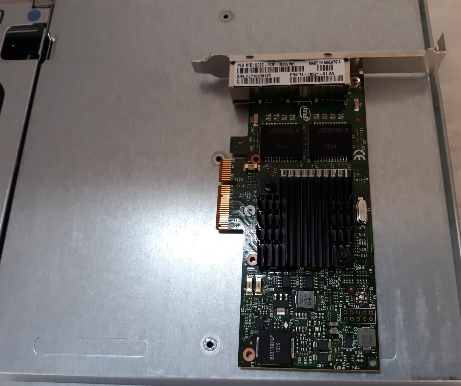 Cisco UCS C220 M3 UCSC-C220-M3S Server Intel Xeon E5-2665 NO RAM HDD w/ 2x 650w