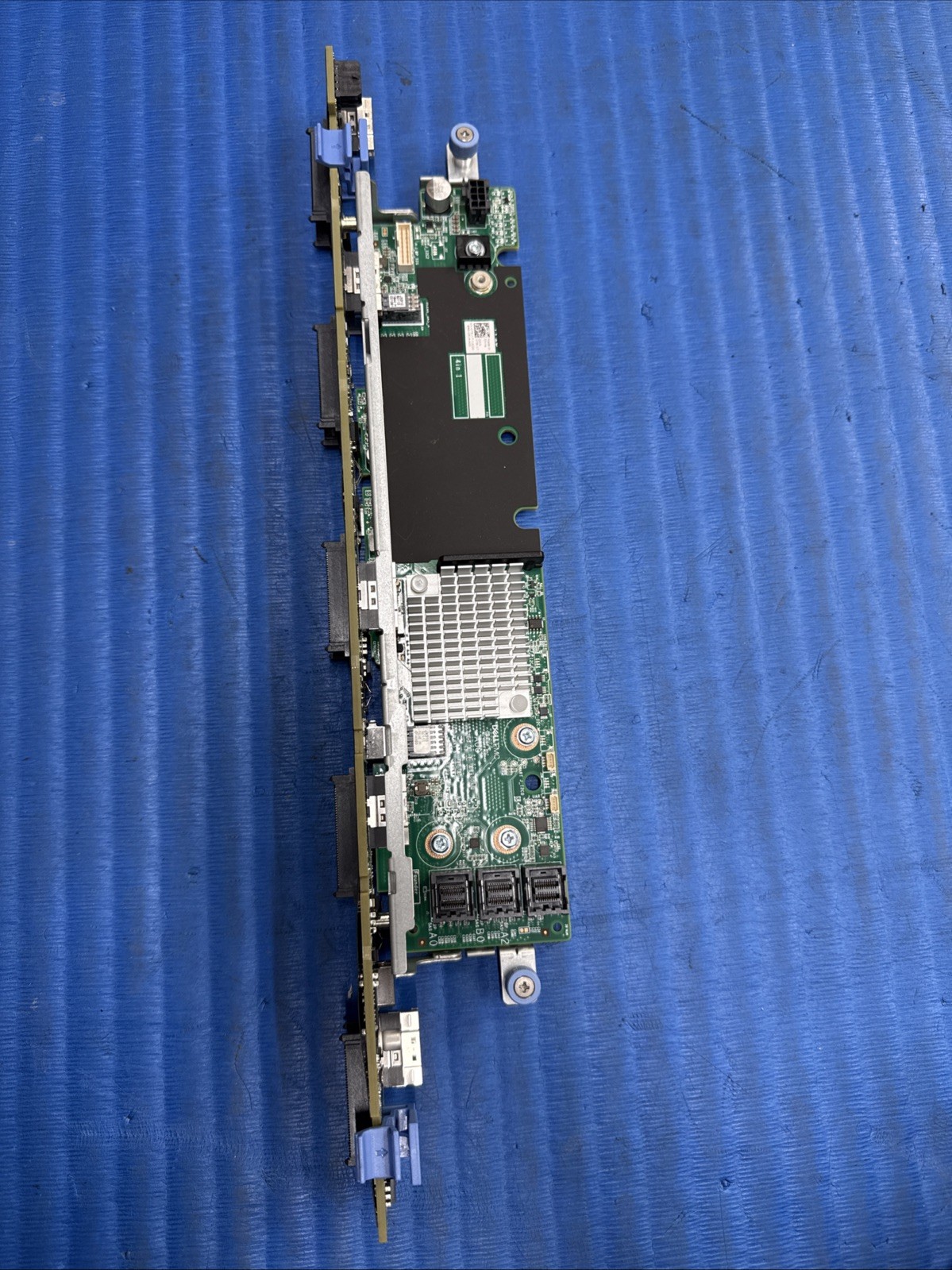 Dell R640 server 10×2.5 hard disk backplane Supports NVME 0T9JCP 073V17