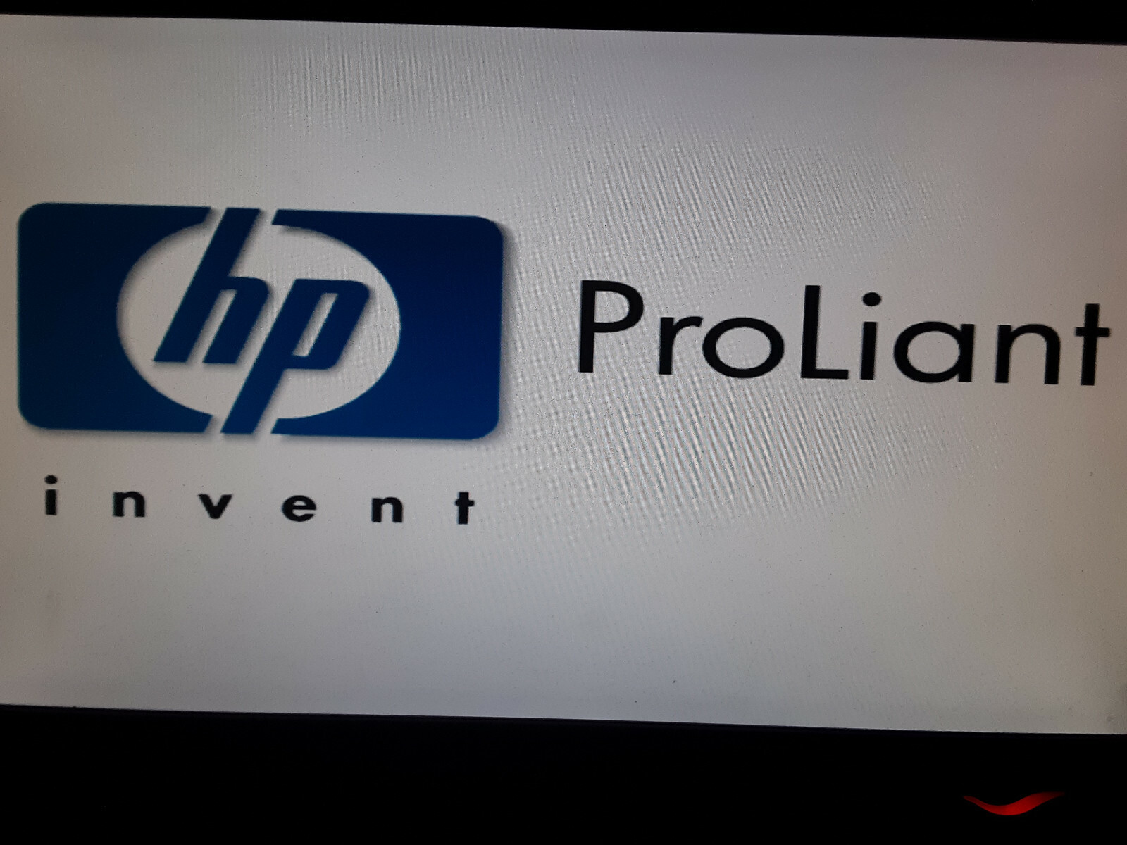 Hp Proliant DL360 G5 XEON E5345 quad core 2.33Ghz 6Gb DVD-Rom No HDD/SSD No OS