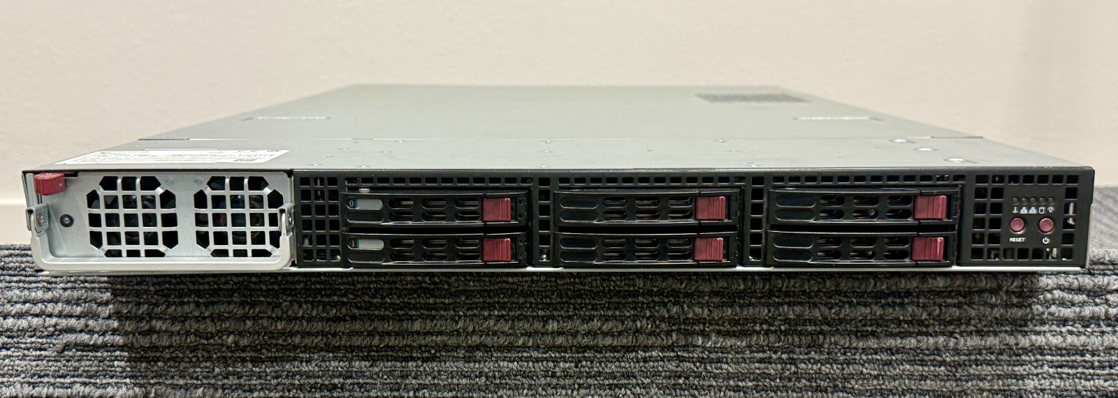 Supermicro SYS-1019GP-TT 1U Server Xeon Silver 4208 32GB RAM 4500GB SSD