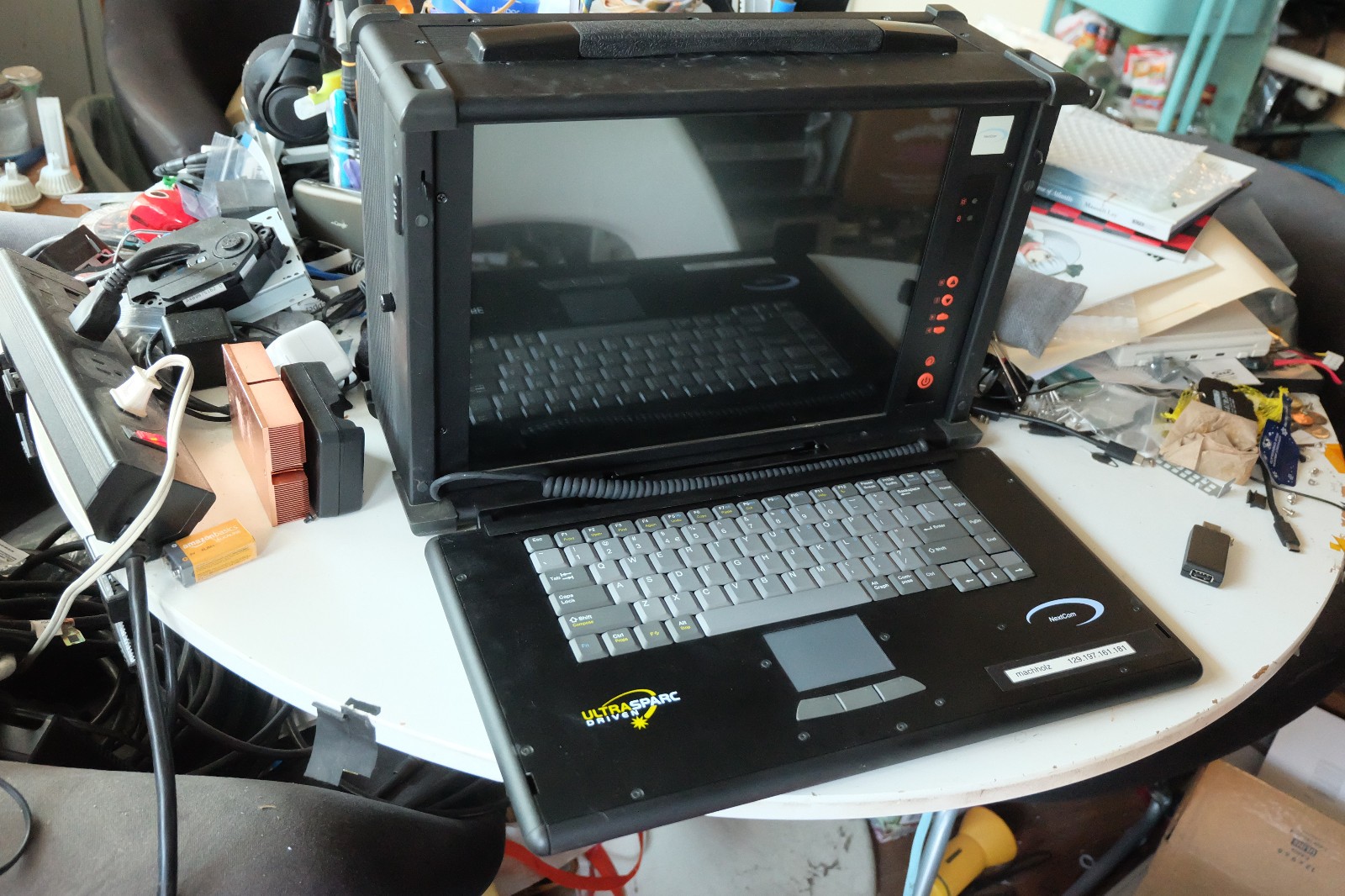 Nextcom FlexSparc III portable/luggable computer 2x 1.28GHz UltraSparc-IIIi