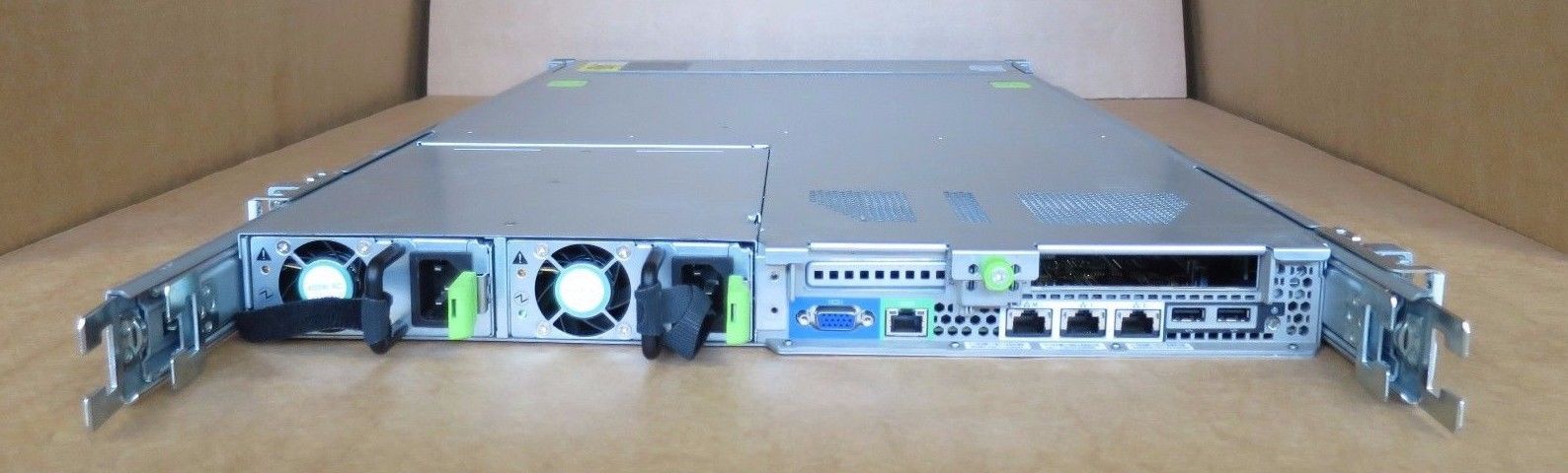 Cisco UCSC-C220-M3S 2 x E5-2670 Eight-Core 2.60GHz 256GB 4 x 1TB 1U UCS Server