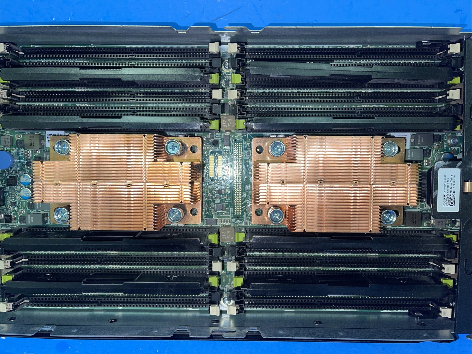 Dell PowerEdge M620 Blade Server HHB/0F9HJC E5-2640v2 2.00ghz/NO RAM/NO HDD