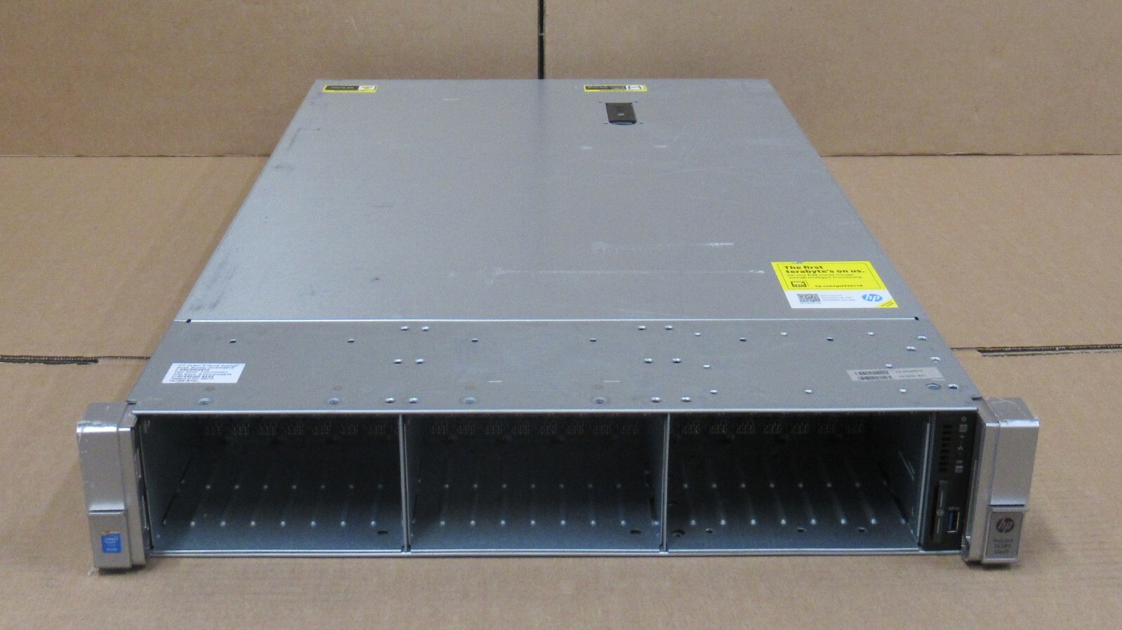 HP ProLiant DL380 G9 GEN9 2x 4-Core E5-2623v3 3.00GHz 32GB Ram 24-Bay 2U Server