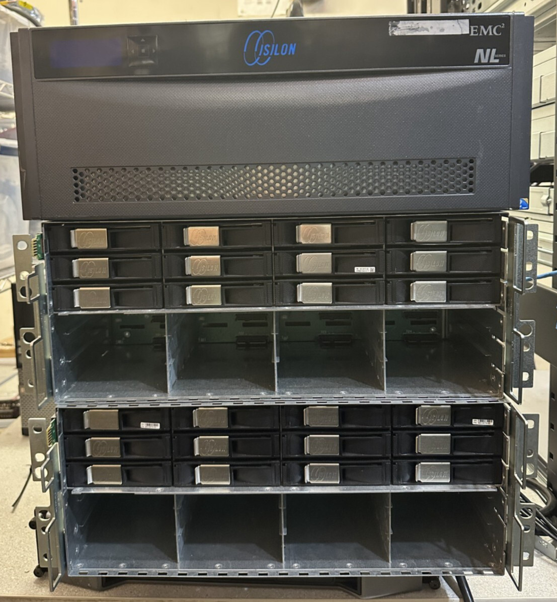EMC ISILON NL400 2P Xeon E5603 LOOK!