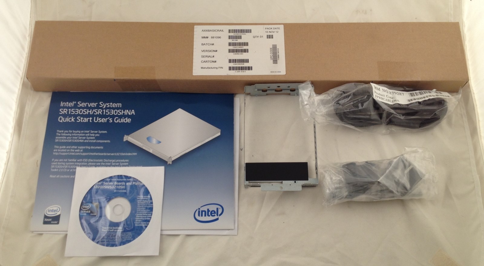 Intel SR1530SH Entry Level Server 1U XEON 3000 – 3300 Support Pallet R