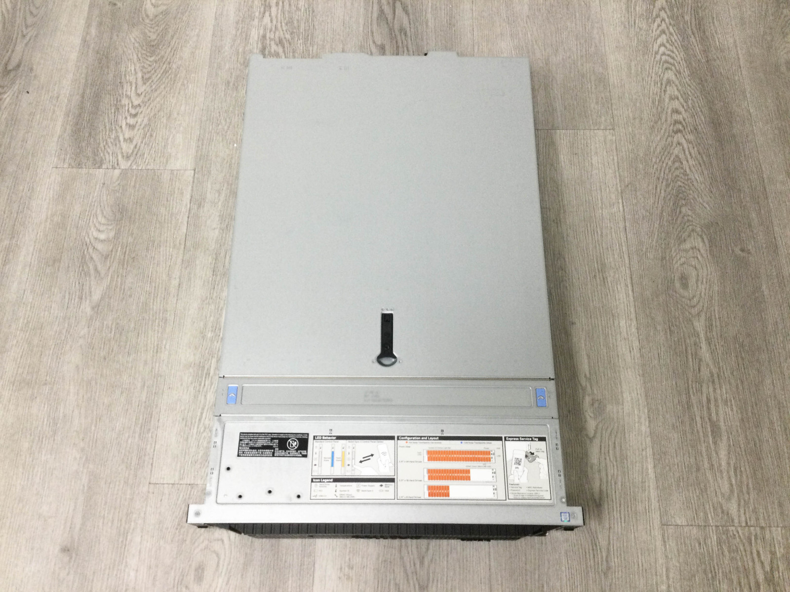 Dell PowerEdge VXRail P570F 24x 2.5” SFF CTO Server 2x HS, 2x PSUs