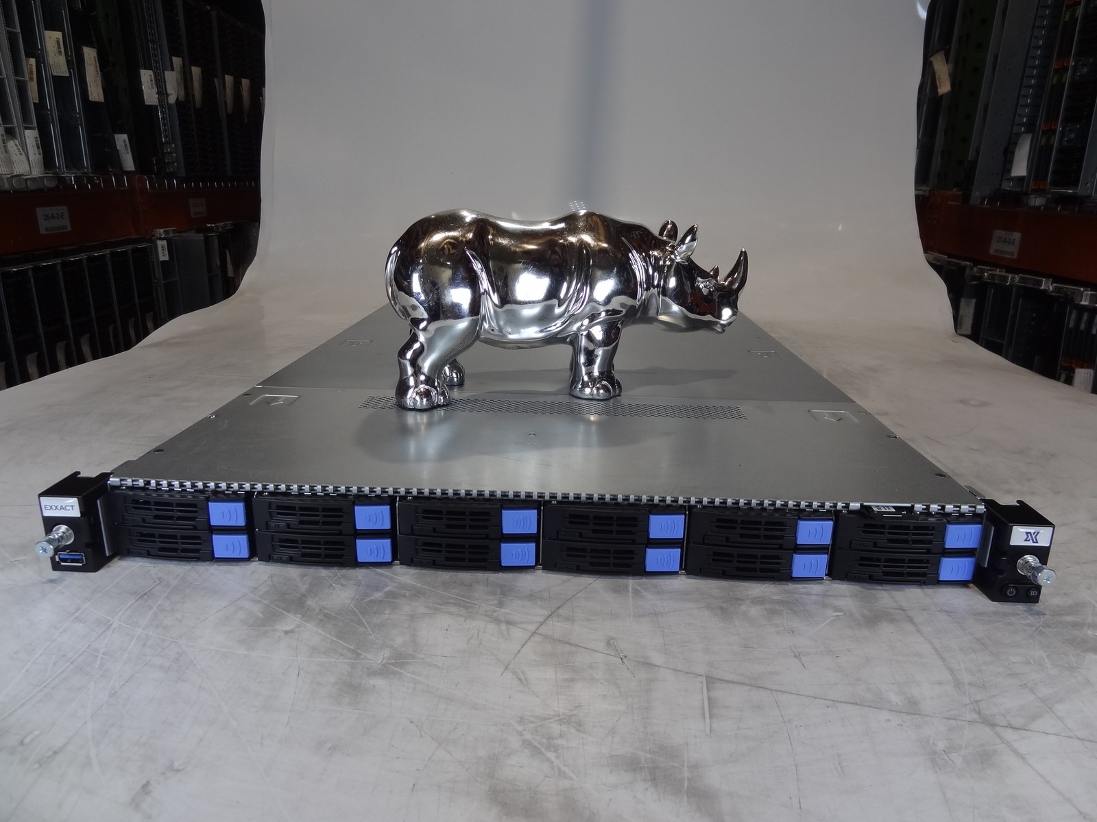 GC68C-B8056 TYAN 1U SERVER (12X2.5IN NVME, 1X EPYC 9004/05)
