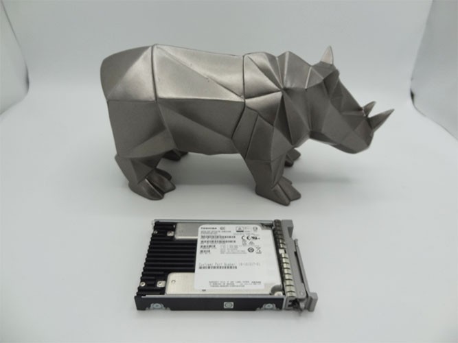 Cisco UCS-SD16TSASS3-EP 1.6TB 2.5in 12G SAS SSD (3X DWPD)
