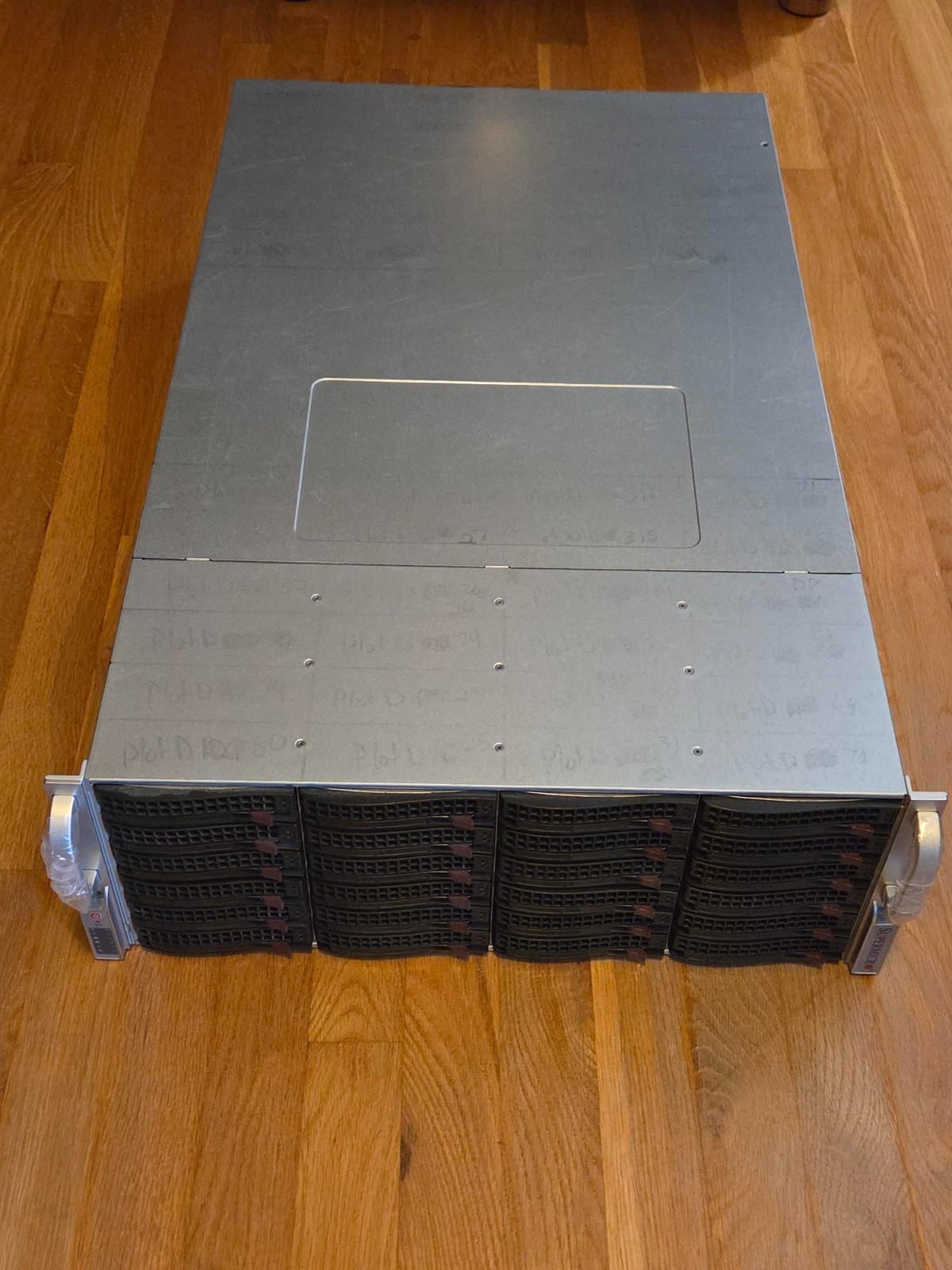 Supermicro 45 Bay JBOD P/N 847E16-RJBOD — PSUs + Caddies + Rails Included